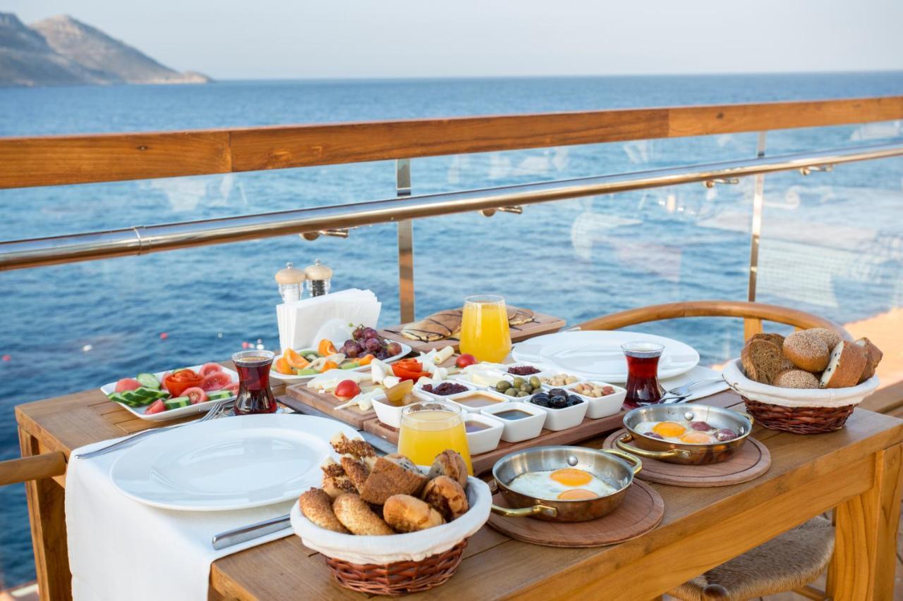 Sea View Hotel Kas Bagian luar foto